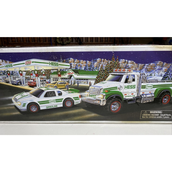 Hess 2011 White and Green Toy Truck & Pull Back Race Car Lights Sounds Ramp - Picture 2 of 14